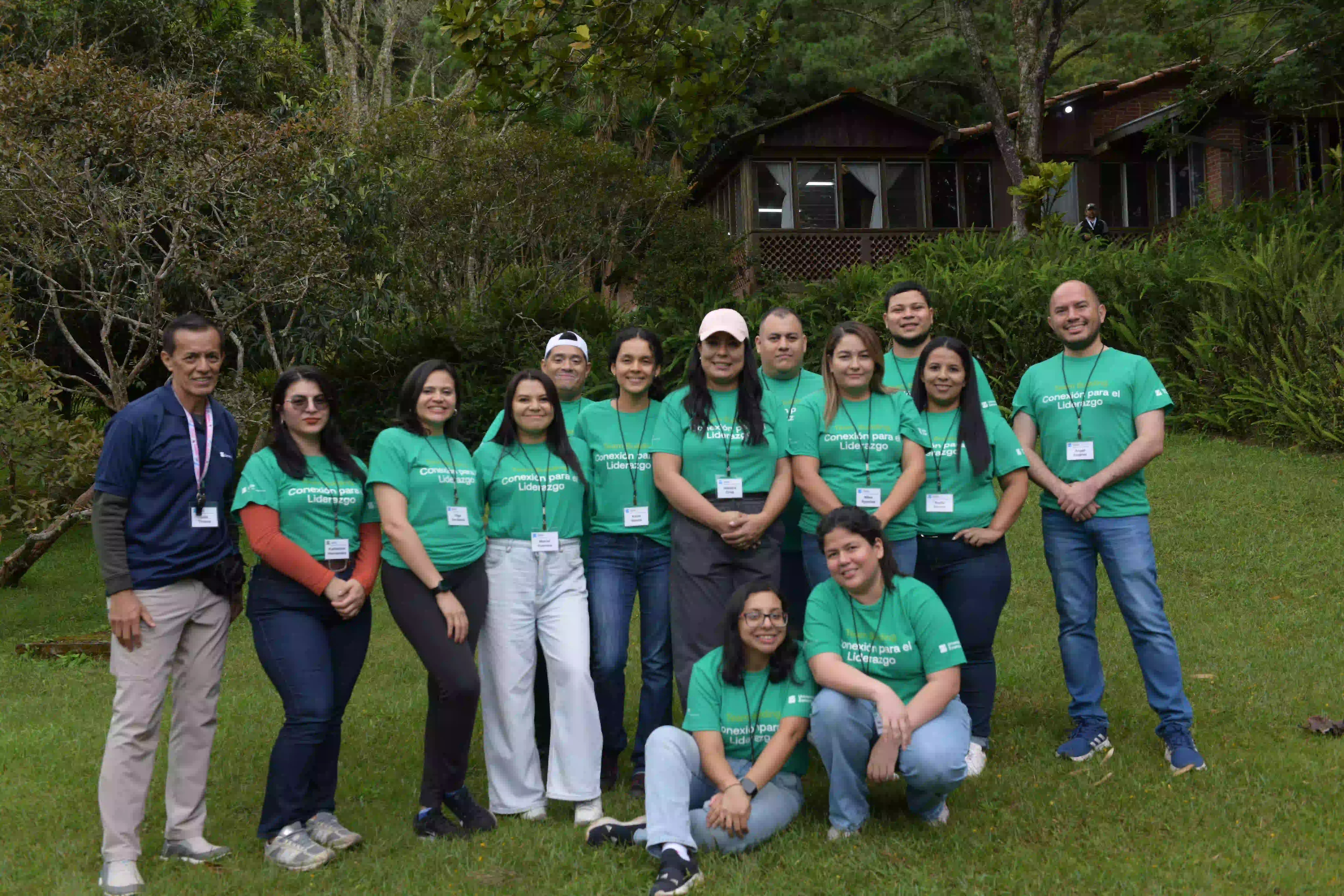 Equipo colaborando